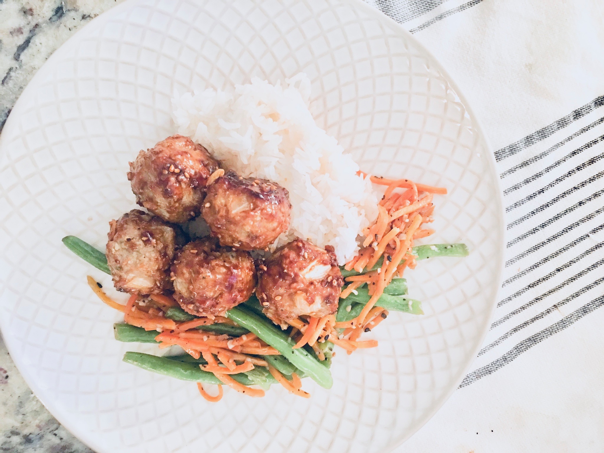 Sweet Sriracha Turkey Meatballs